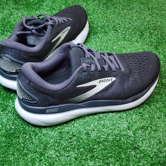BROOKS GHOST 16 - Women's Athletic Shoes - SIZE 9.5B - Picture 4 of 9